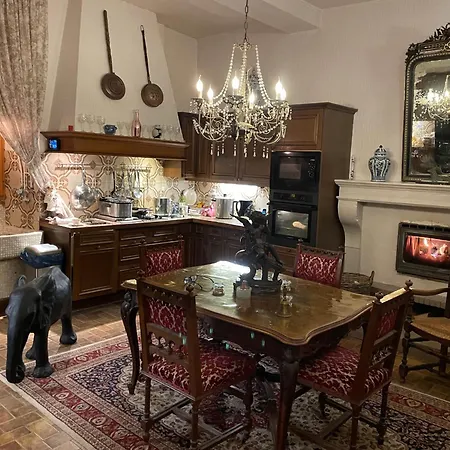 Chateau Bourgeoisie *** Bed & Breakfast