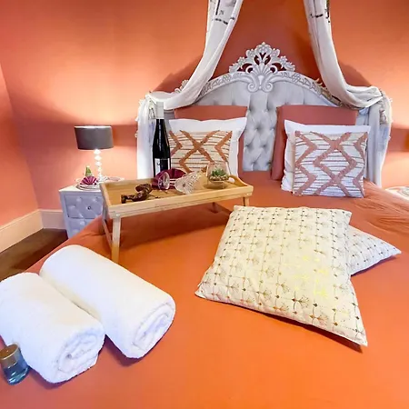 Chateau Bourgeoisie *** Bed & Breakfast Laimont