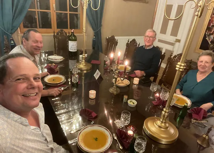 Chateau Bourgeoisie *** Couette-café Laimont