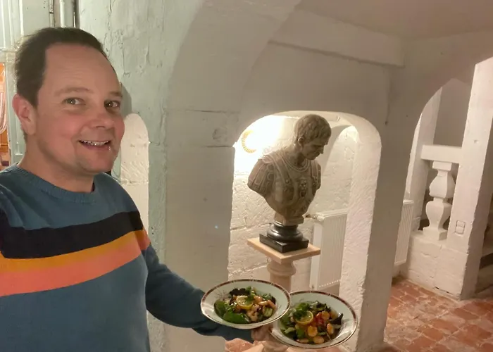 Couette-café Chateau Bourgeoisie ***