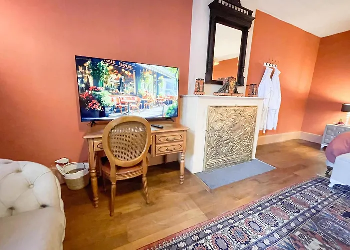 Couette-café Chateau Bourgeoisie *** Laimont