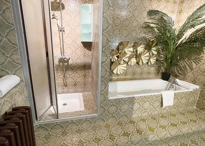 Chateau Bourgeoisie ***