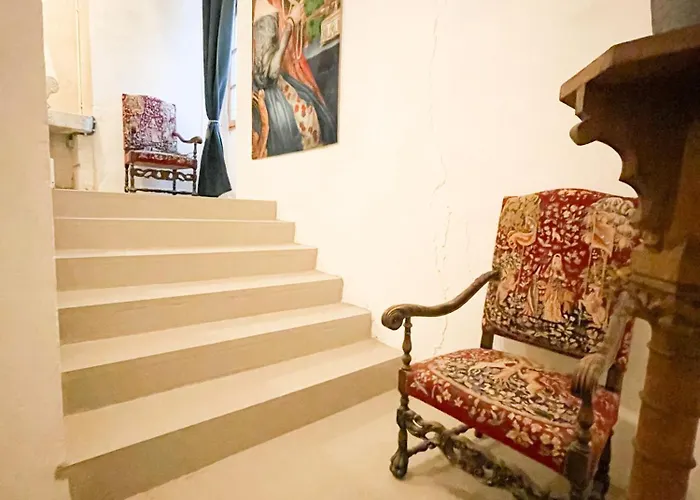 Chateau Bourgeoisie *** Couette-café