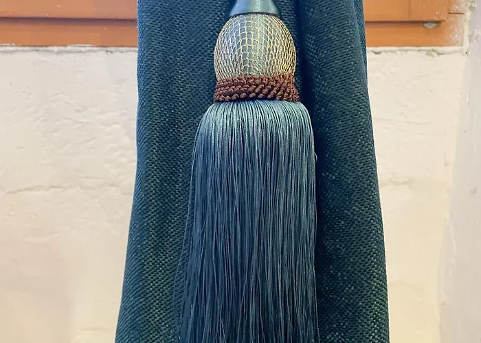 Chateau Bourgeoisie *** Couette-café 3*