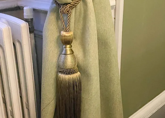 Chateau Bourgeoisie *** Couette-café Laimont